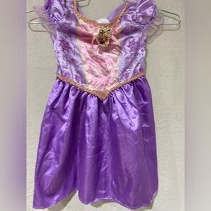 Disney princess Rapunzel dress size 3T to 4T NNT